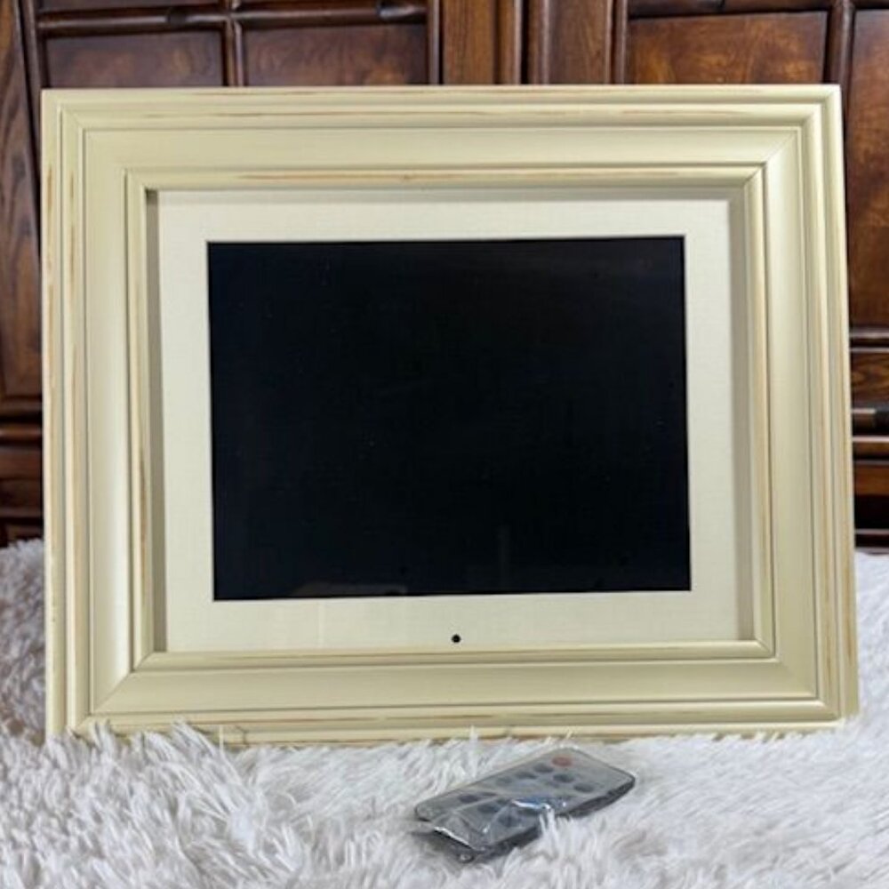 InVion 10.4" Rustic Cream Multi Effect Slide Show Remote Digital Picture Frame - Picture 1 of 16